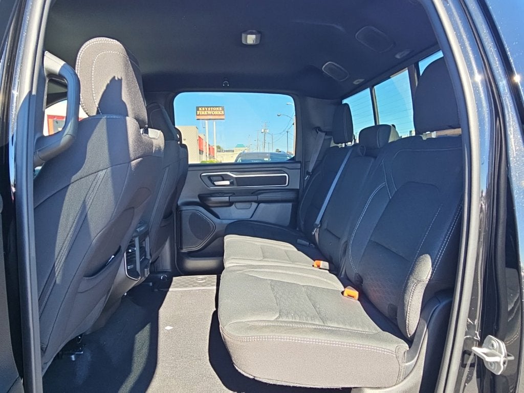 2027 RAM Ram 1500 RAM 1500 BIG HORN CREW CAB 4X4 5'7' BOX