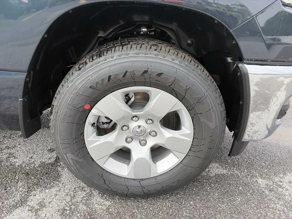 2026 RAM 1500 RAM 1500 TRADESMAN CREW CAB 4X4 5'7' BOX