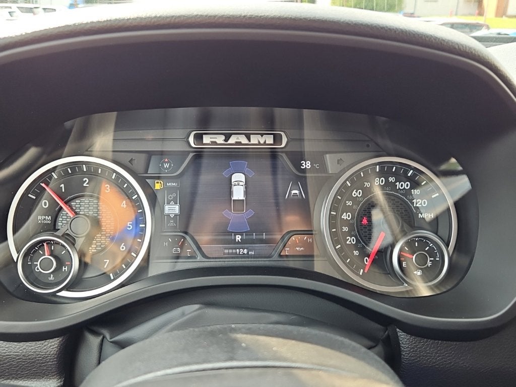 2026 RAM Ram 1500 RAM 1500 EXPRESS CREW CAB 4X4 5'7' BOX