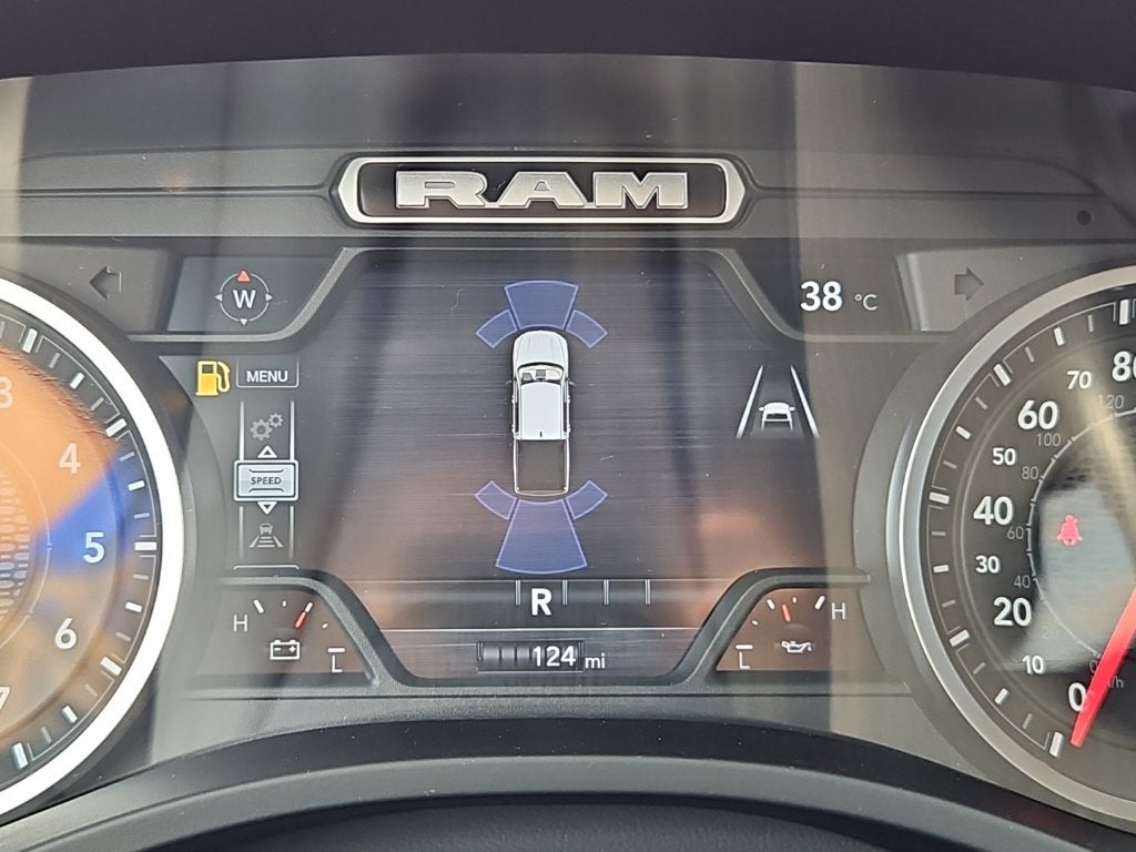 2026 RAM Ram 1500 RAM 1500 EXPRESS CREW CAB 4X4 5'7' BOX