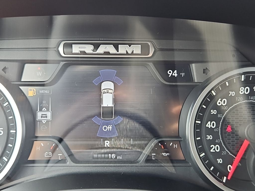 2027 RAM Ram 1500 RAM 1500 WARLOCK CREW CAB 4X4 5'7' BOX