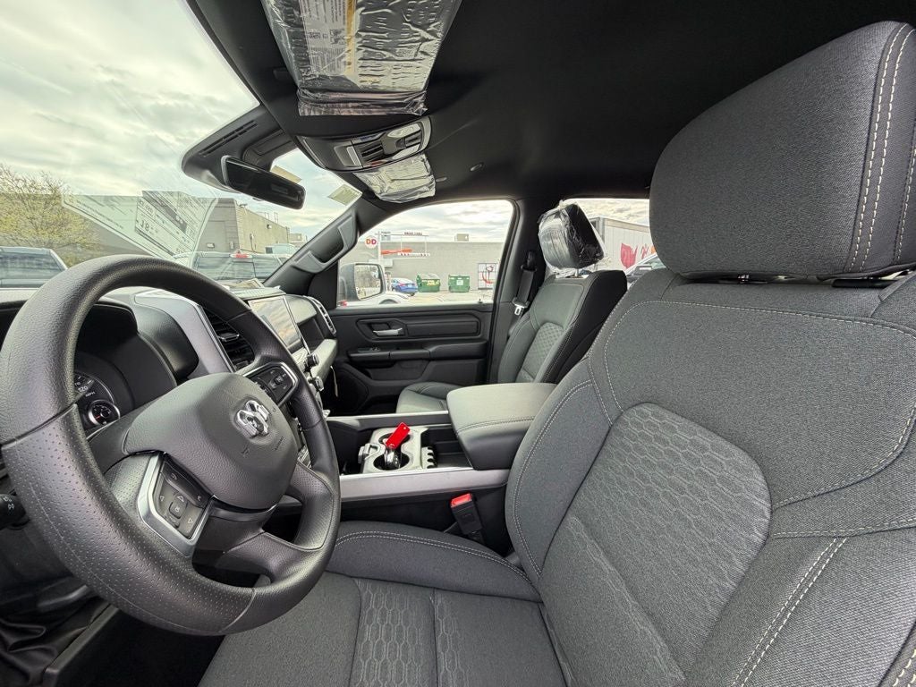 2026 RAM Ram 1500 RAM 1500 EXPRESS CREW CAB 4X4 5'7' BOX