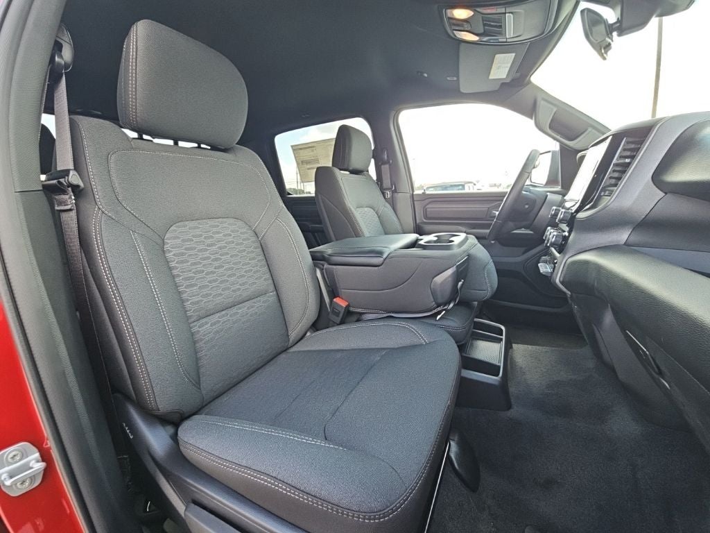 2027 RAM Ram 1500 RAM 1500 WARLOCK CREW CAB 4X4 5'7' BOX
