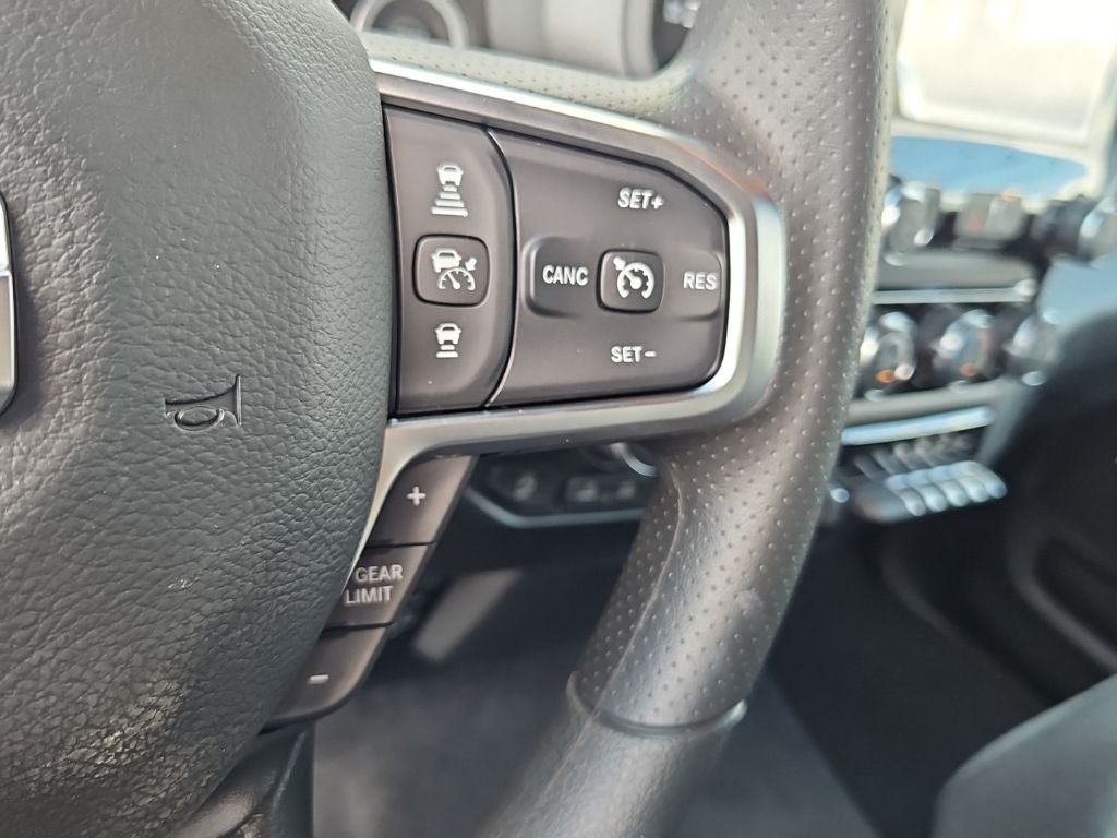 2027 RAM Ram 1500 RAM 1500 WARLOCK CREW CAB 4X4 5'7' BOX