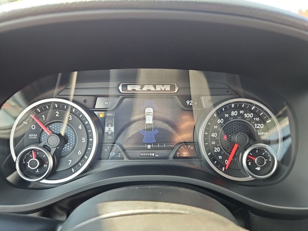 2026 RAM 1500 RAM 1500 EXPRESS CREW CAB 4X4 5'7' BOX