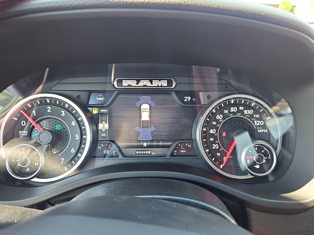 2027 RAM Ram 1500 RAM 1500 EXPRESS CREW CAB 4X4 5'7' BOX