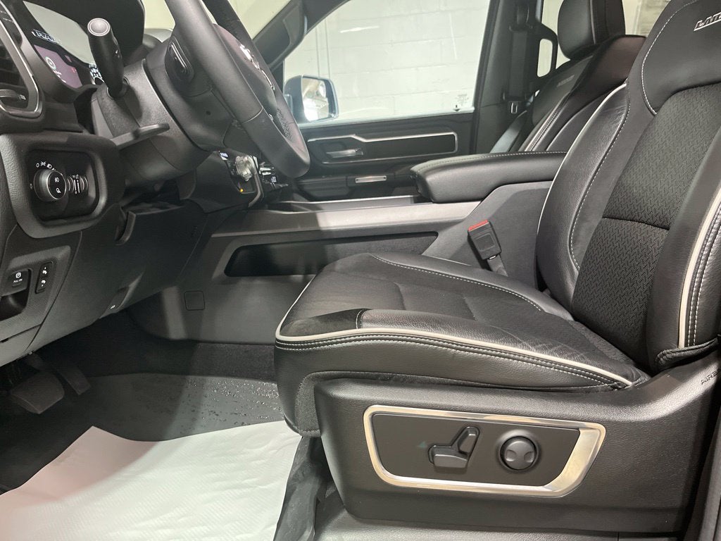 2025 RAM 1500 Laramie Crew Cab 4x4 5'7' Box