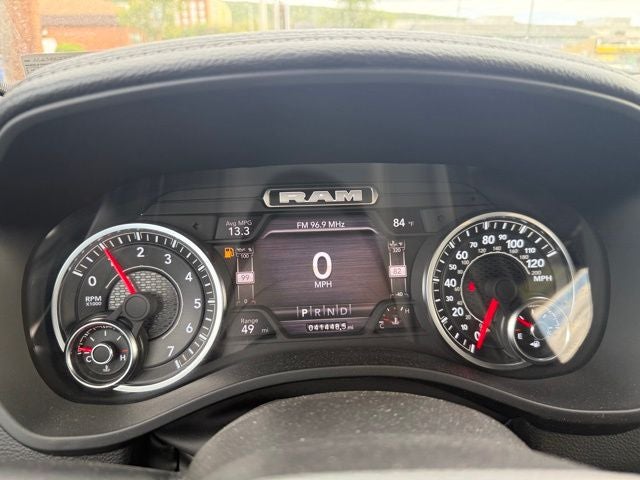 2024 RAM 1500 Laramie Crew Cab 4x4 5'7' Box