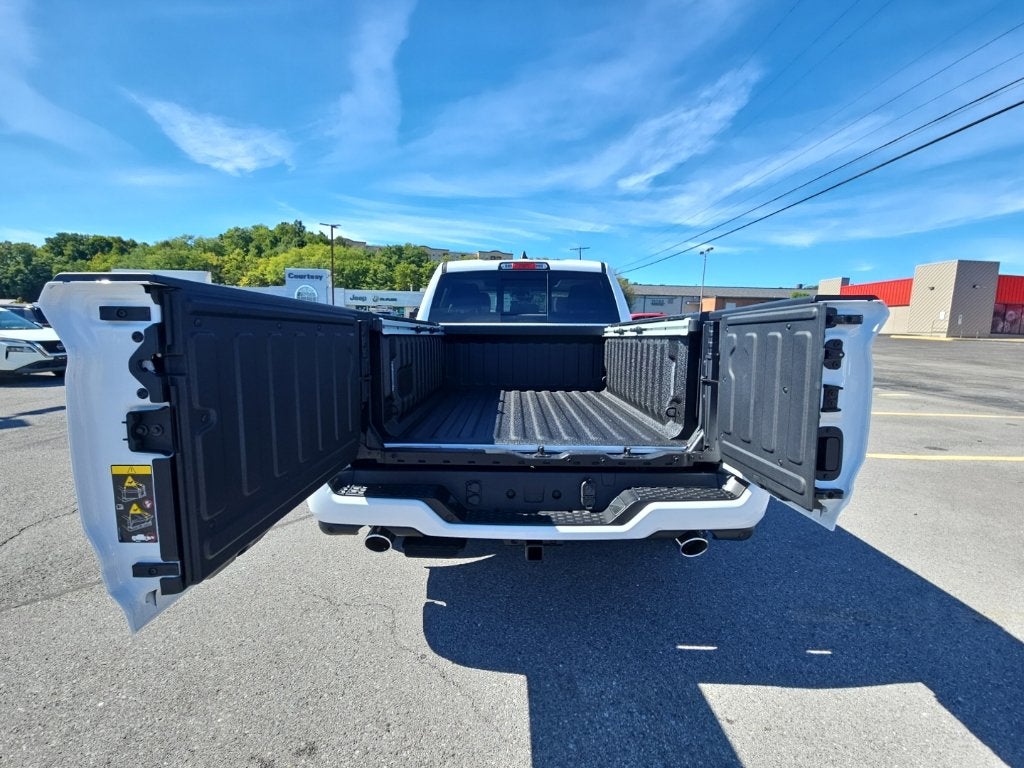 2027 RAM Ram 1500 RAM 1500 LARAMIE CREW CAB 4X4 5'7' BOX