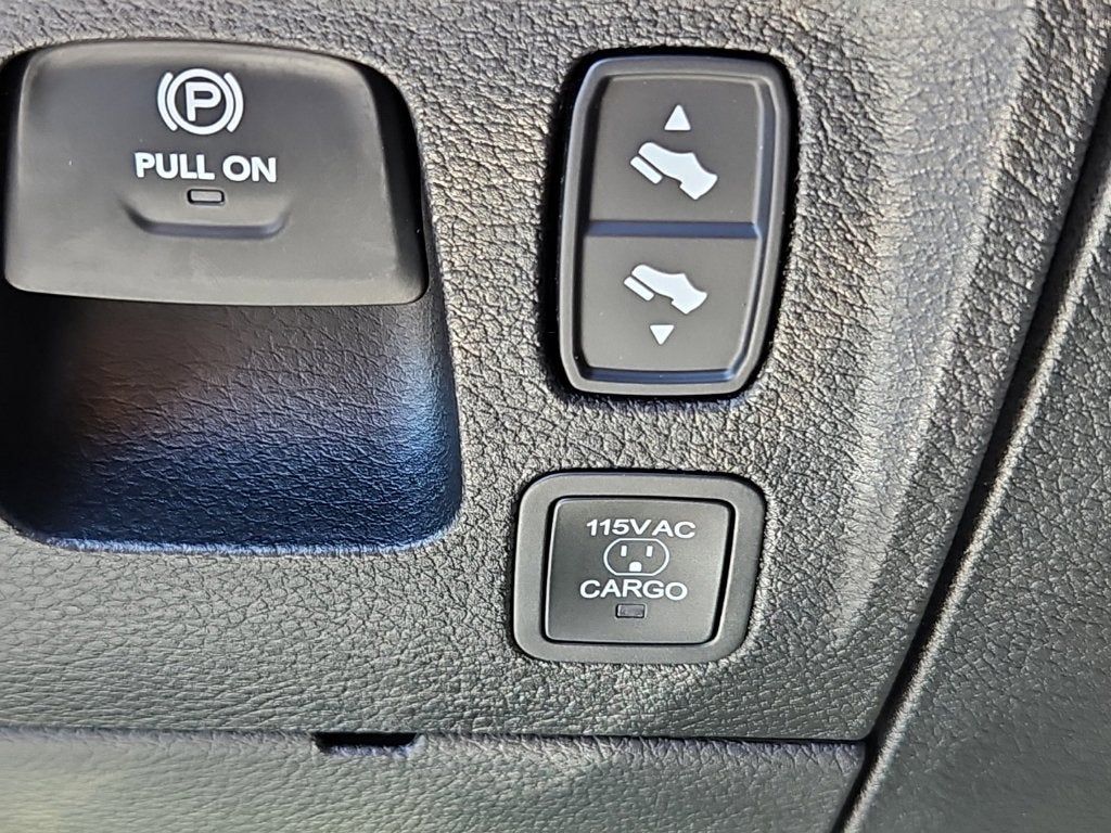 2027 RAM Ram 1500 RAM 1500 TUNGSTEN CREW CAB 4X4 5'7' BOX