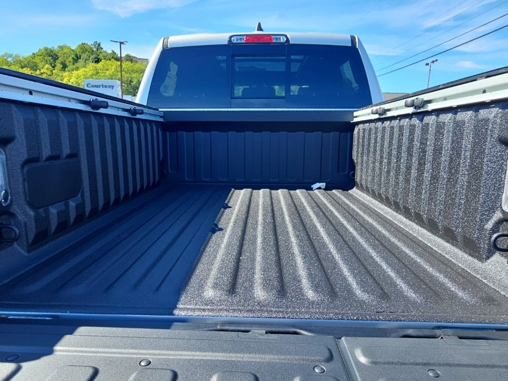 2027 RAM Ram 1500 RAM 1500 REBEL CREW CAB 4X4 5'7' BOX