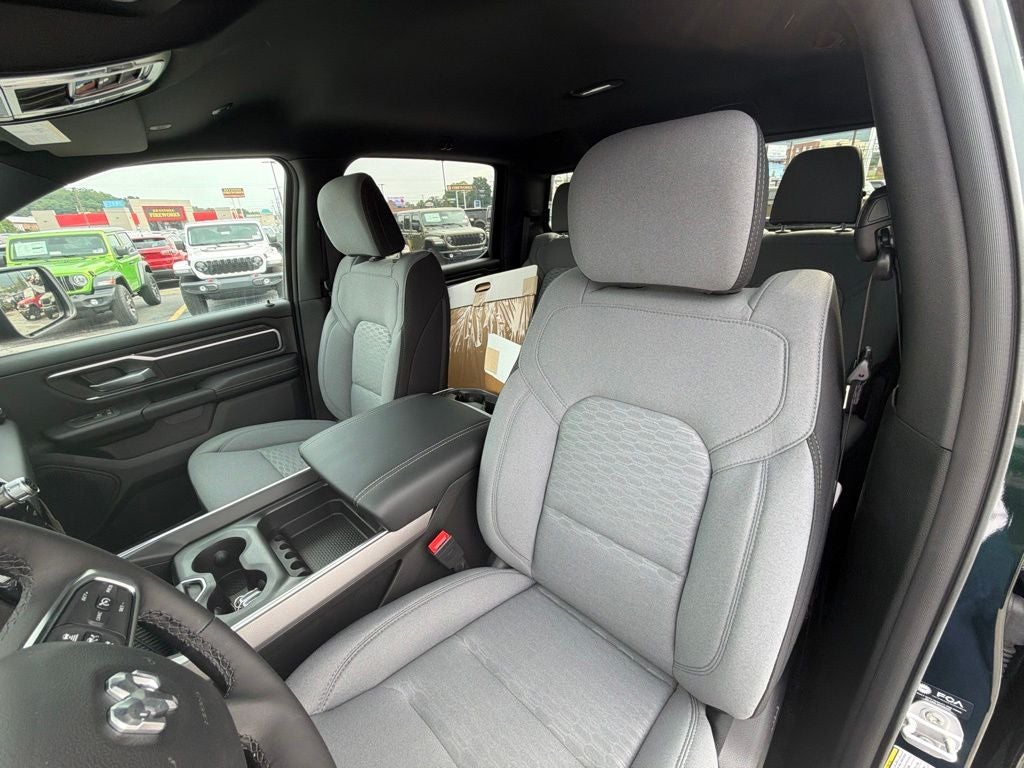 2026 RAM 1500 RAM 1500 BIG HORN CREW CAB 4X4 6'4' BOX