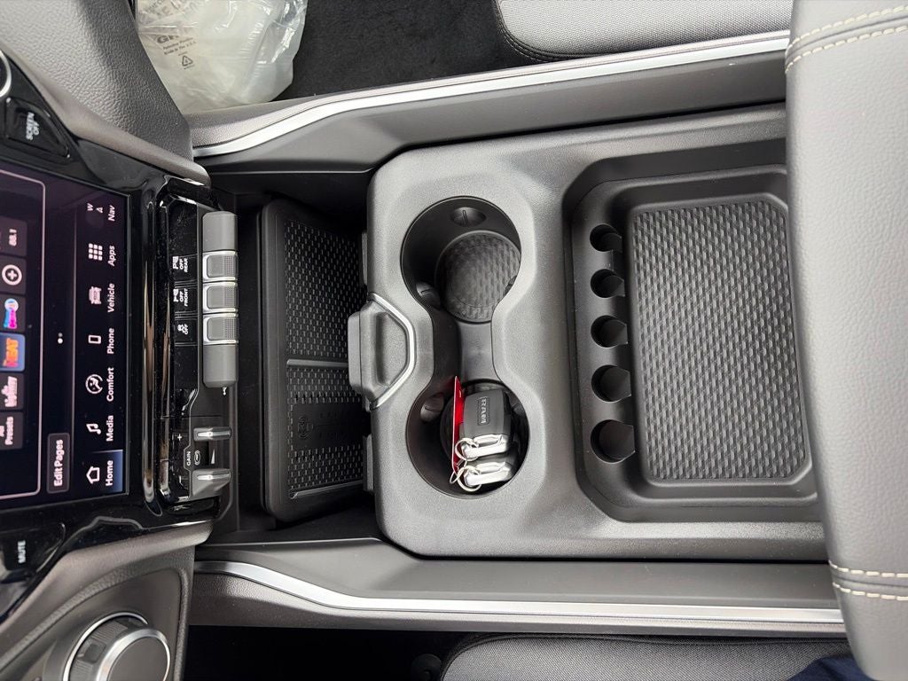 2026 RAM 1500 RAM 1500 BIG HORN CREW CAB 4X4 6'4' BOX