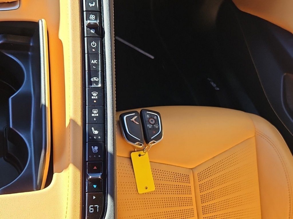 2021 Chevrolet Corvette Stingray RWD Coupe 2LT