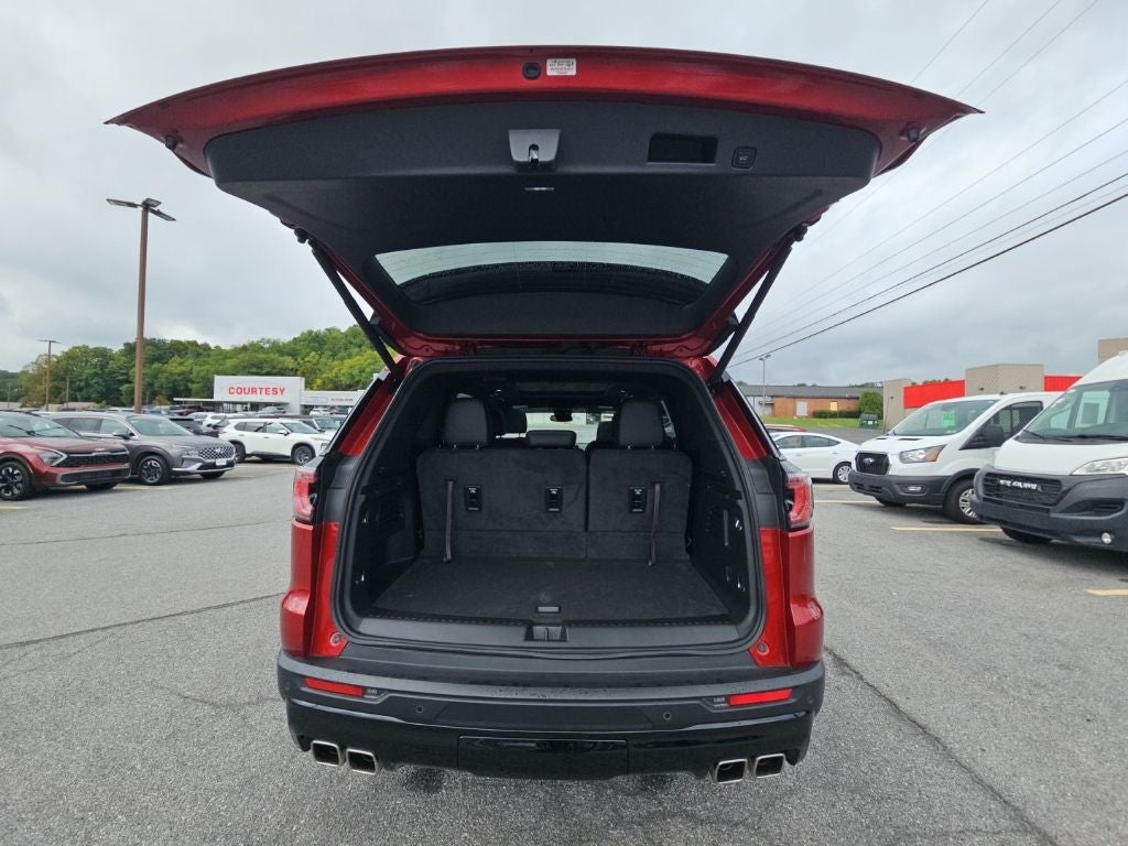 2024 GMC Acadia AWD AT4