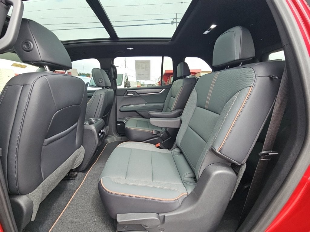2024 GMC Acadia AWD AT4