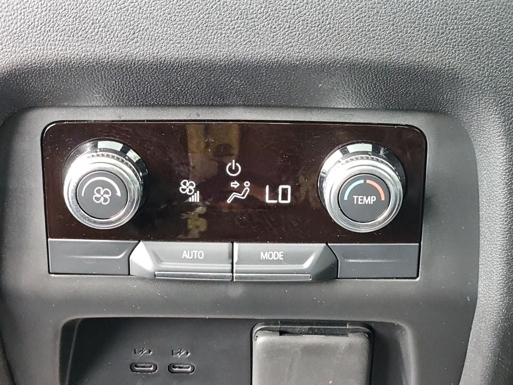 2024 GMC Acadia AWD AT4