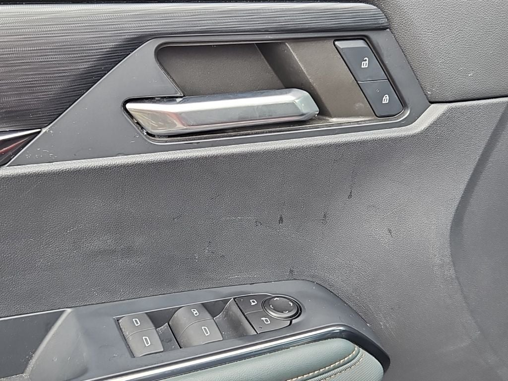 2024 GMC Acadia AWD AT4