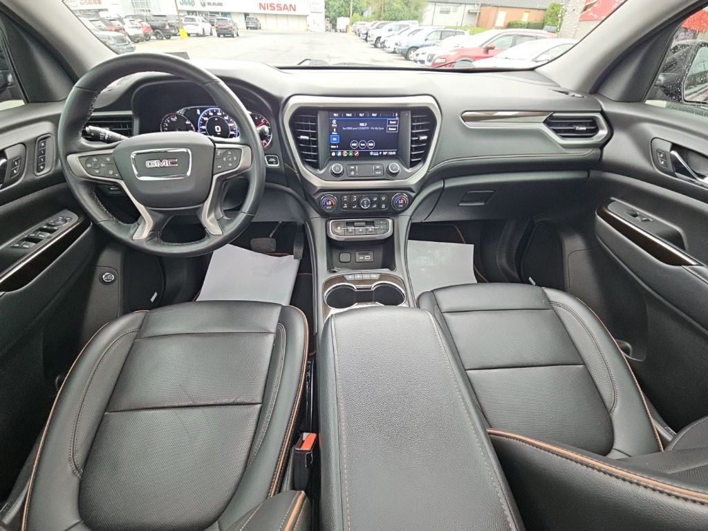 2023 GMC Acadia AWD AT4