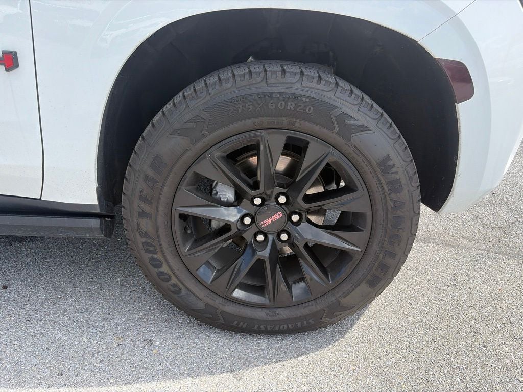 2024 GMC Yukon 4WD AT4