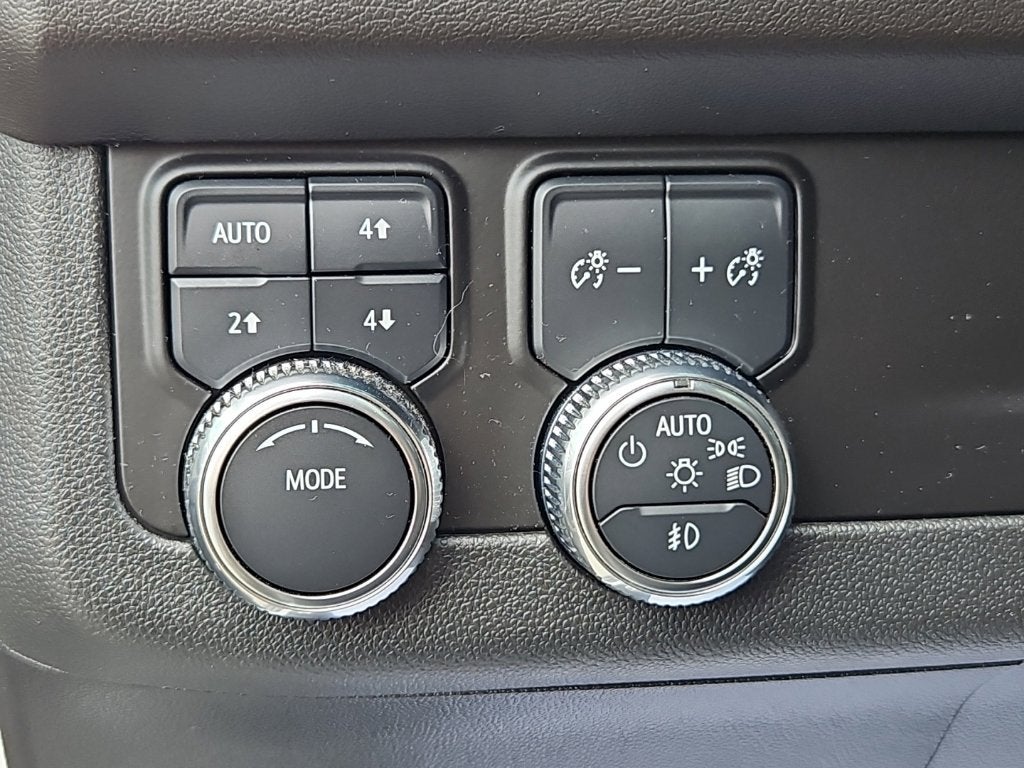 2024 GMC Yukon 4WD AT4