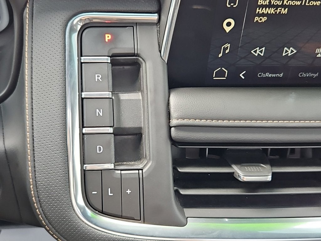 2024 GMC Yukon 4WD AT4
