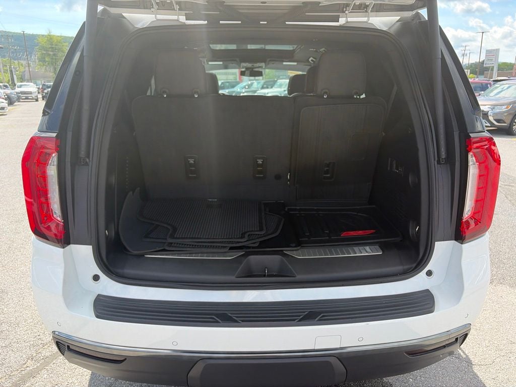 2024 GMC Yukon 4WD AT4
