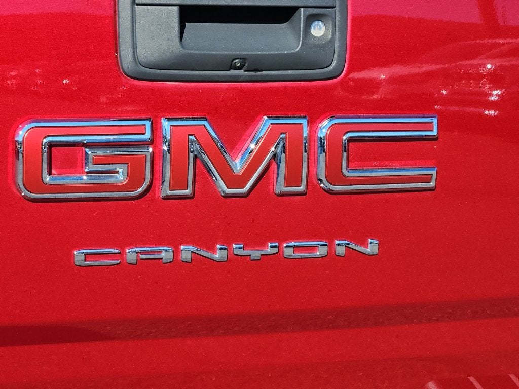 2021 GMC Canyon 4WD Crew Cab Long Box AT4 - Cloth