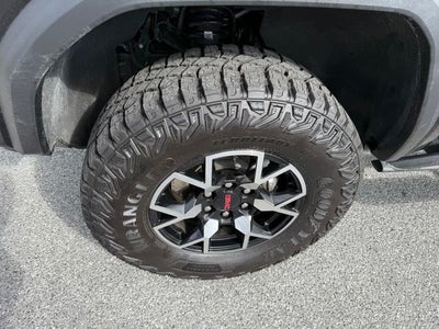 2024 GMC Canyon 4WD AT4X