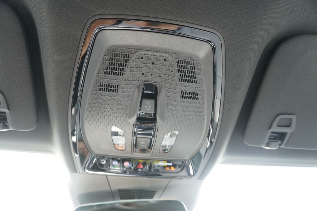 2024 Cadillac LYRIQ Luxury w/1SD