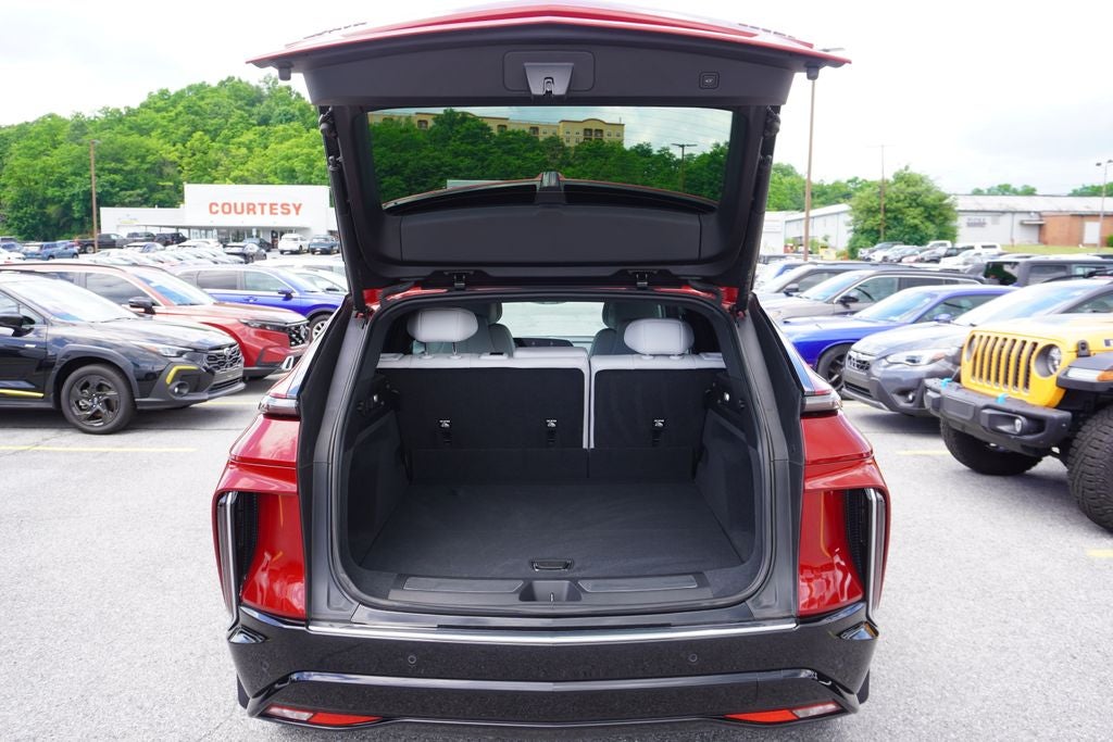 2024 Cadillac LYRIQ Luxury w/1SD