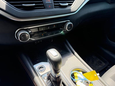 2020 Nissan Altima SR FWD