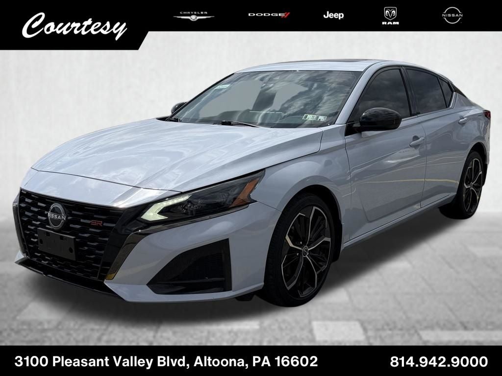 2023 Nissan Altima SR Intelligent AWD