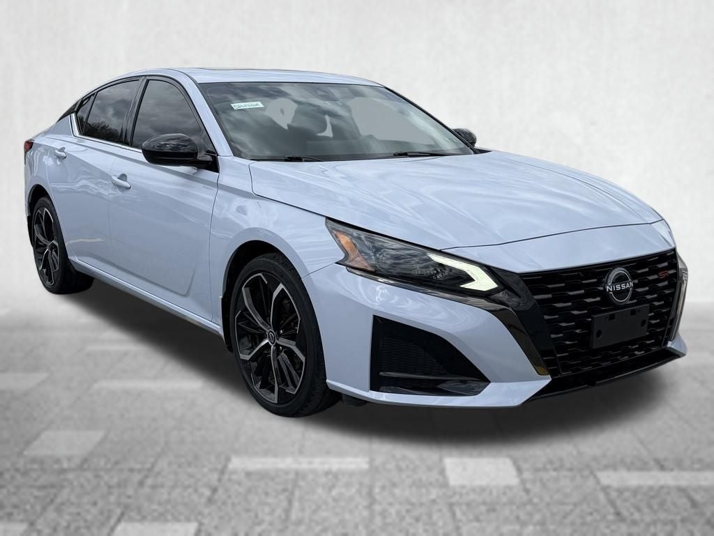 2023 Nissan Altima SR Intelligent AWD