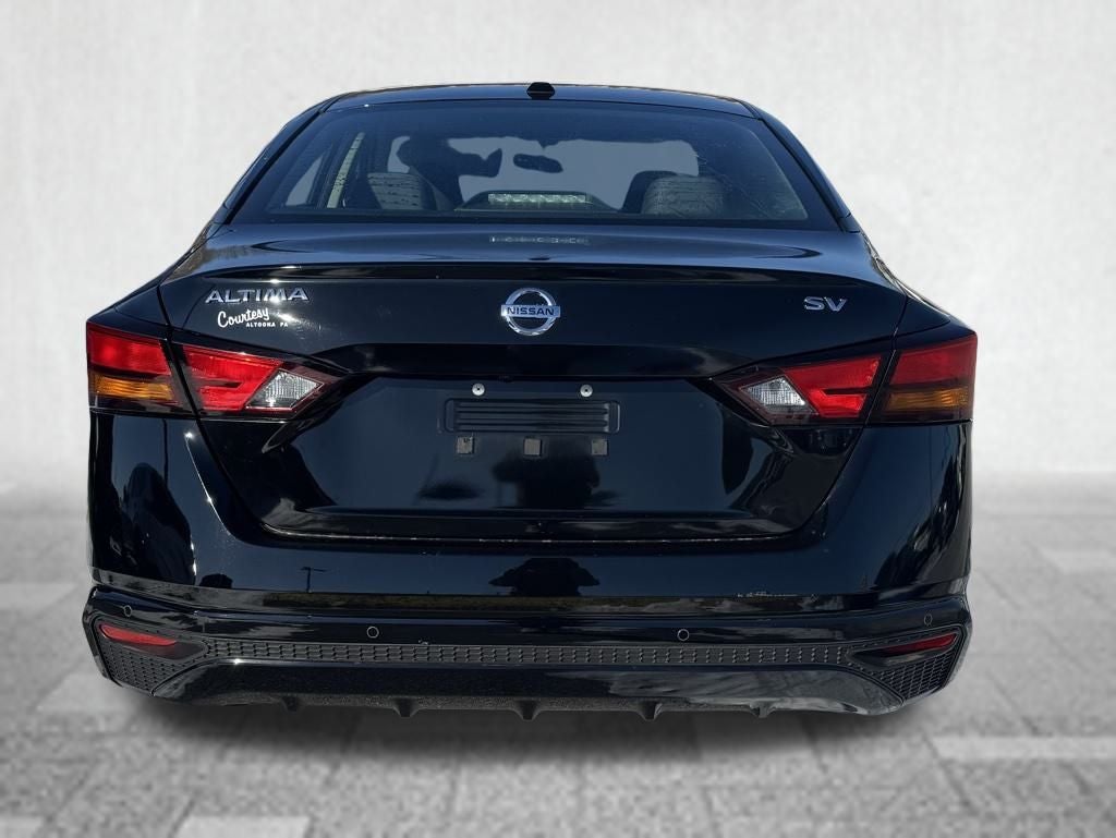 2022 Nissan Altima SV FWD