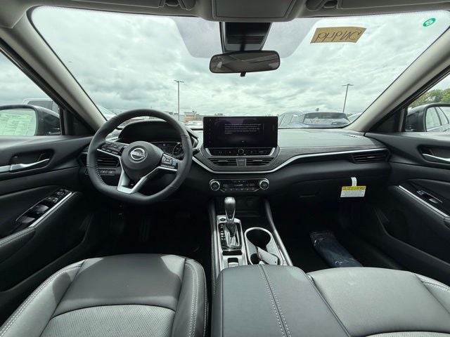 2025 Nissan Altima SL FWD