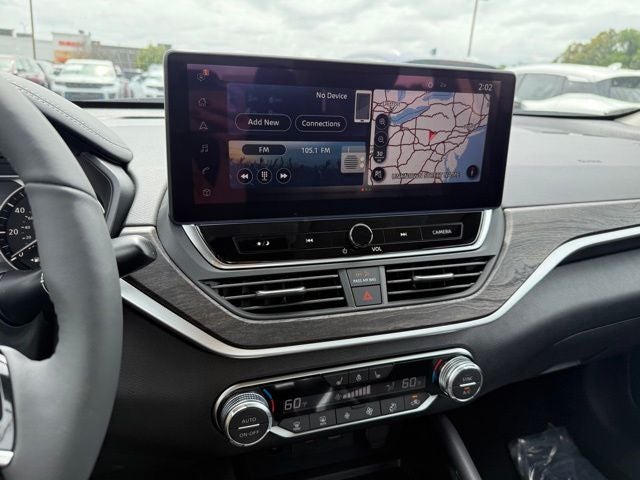 2025 Nissan Altima SL FWD