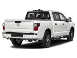 2024 Nissan TITAN Crew Cab SV 4x4