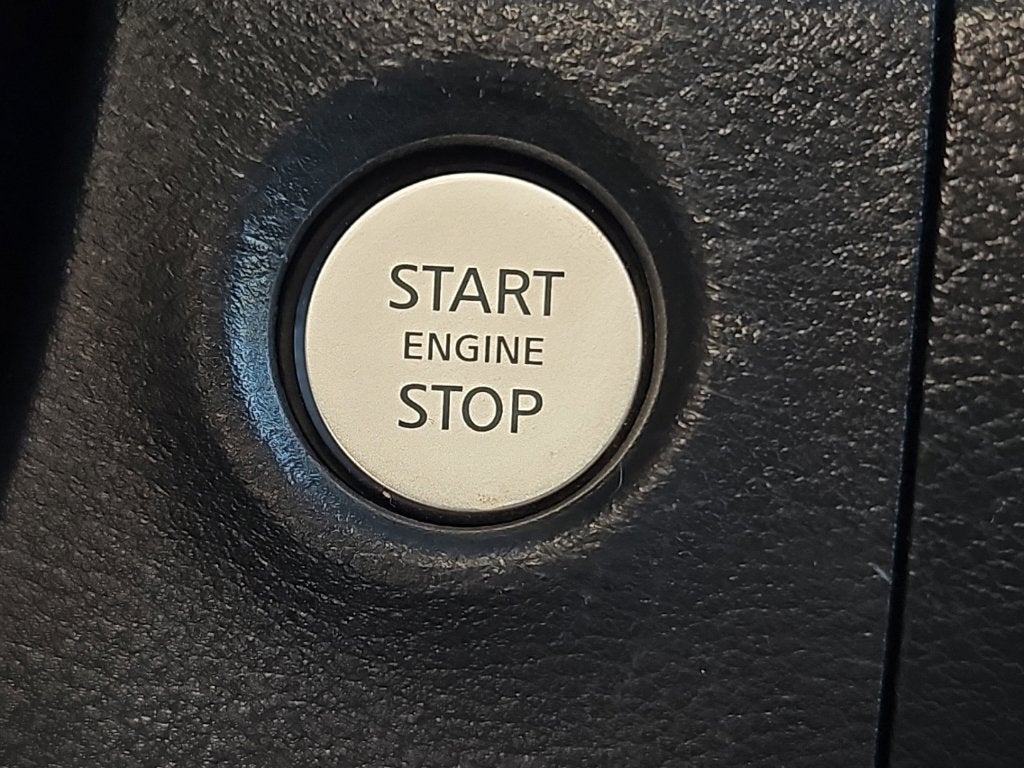 2022 Nissan Frontier Crew Cab SV 4x4