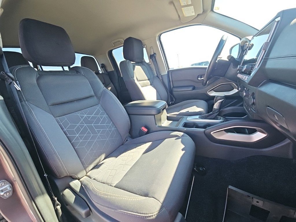 2025 Nissan Frontier Crew Cab SV 4x4