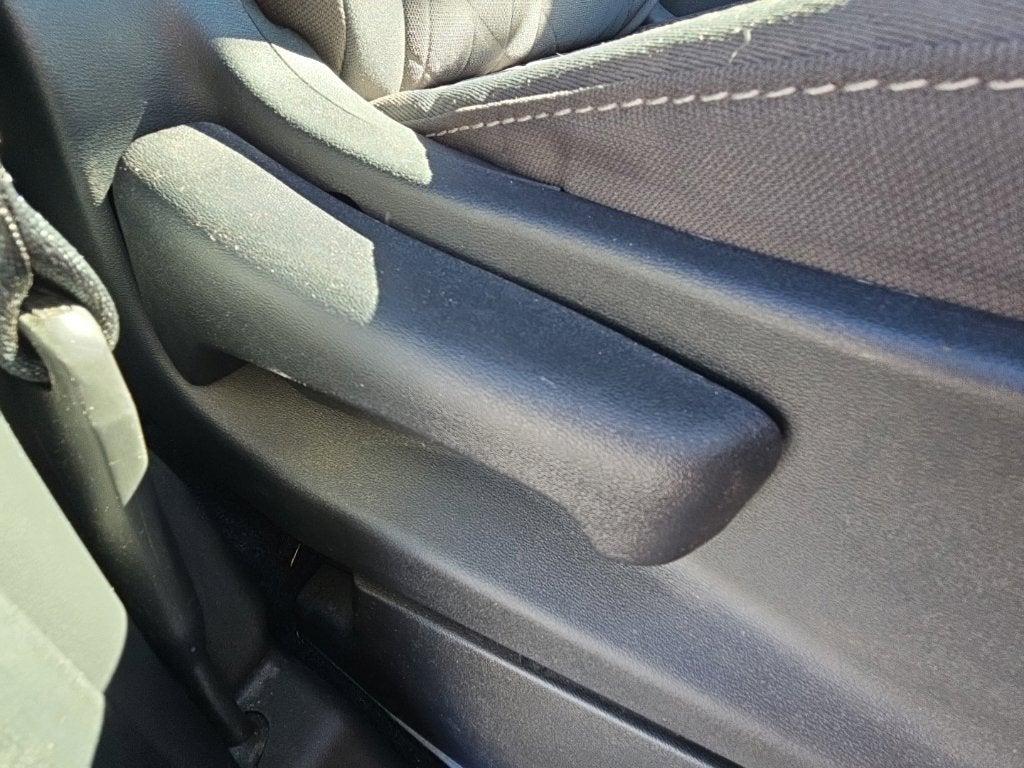 2025 Nissan Frontier Crew Cab SV 4x4