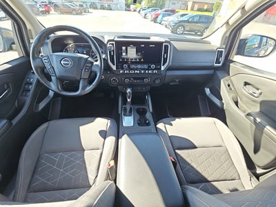 2025 Nissan Frontier Crew Cab SV 4x4