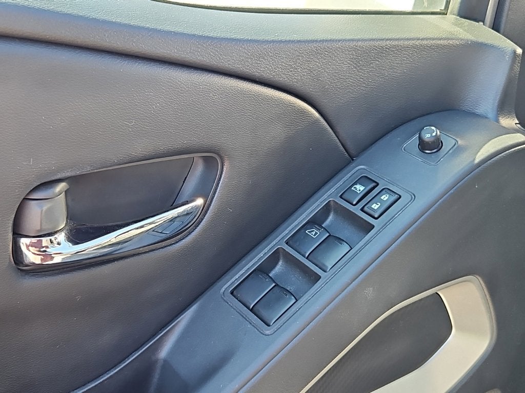2025 Nissan Frontier Crew Cab SV 4x4