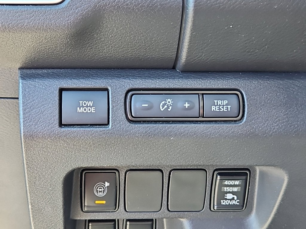 2025 Nissan Frontier Crew Cab SV 4x4