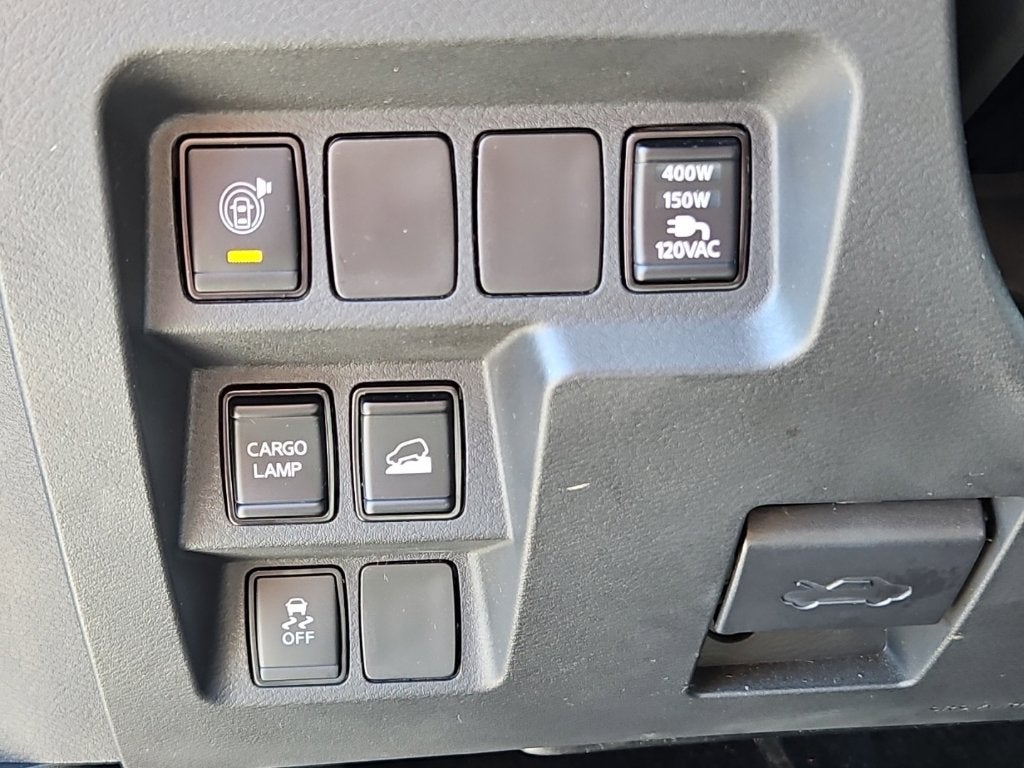 2025 Nissan Frontier Crew Cab SV 4x4
