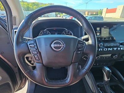 2025 Nissan Frontier Crew Cab SV 4x4