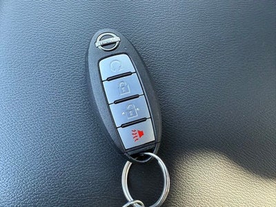 2025 Nissan Frontier Crew Cab Long Bed PRO-4X 4x4