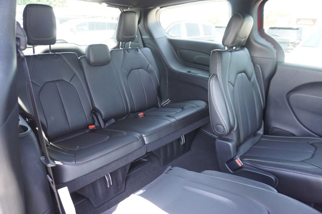 2027 Chrysler Pacifica PACIFICA SELECT