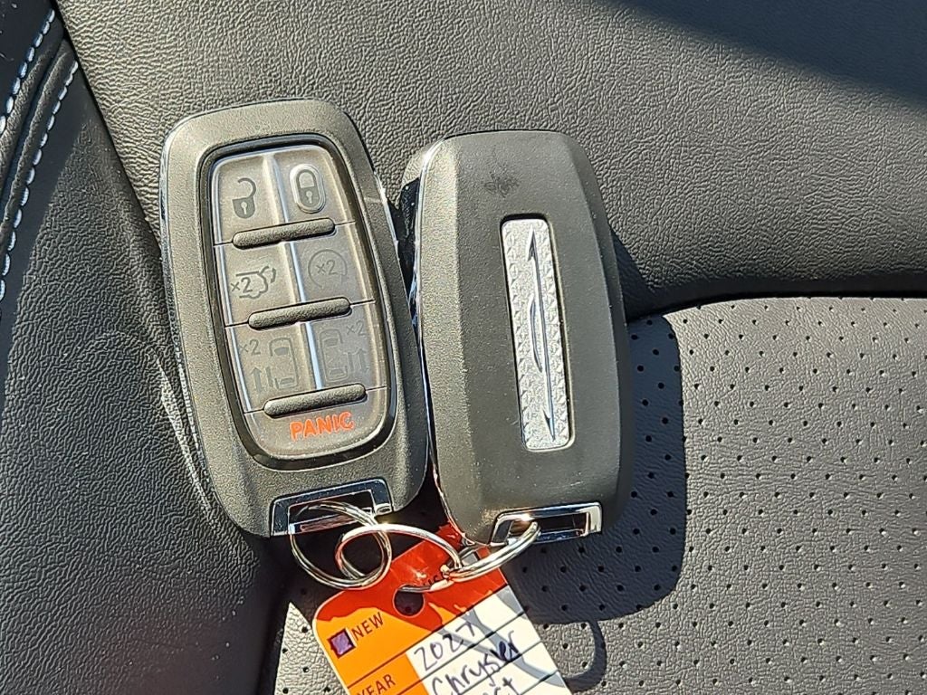 2027 Chrysler Pacifica PACIFICA SELECT