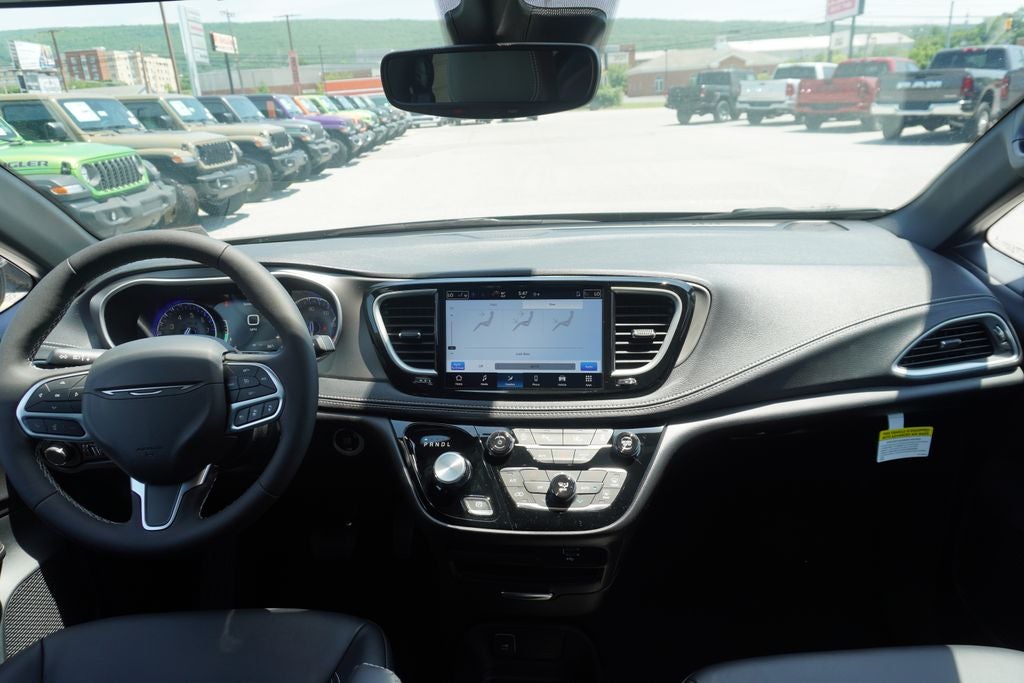 2027 Chrysler Pacifica PACIFICA SELECT